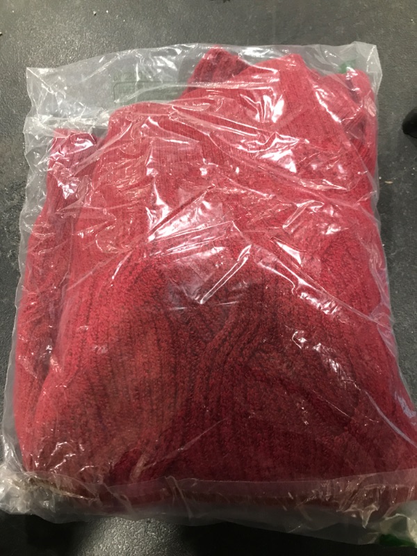 Photo 1 of Amazon Essentials Women's Soft Touch Funnel Neck Cable Sweater Size  Large Dark Red