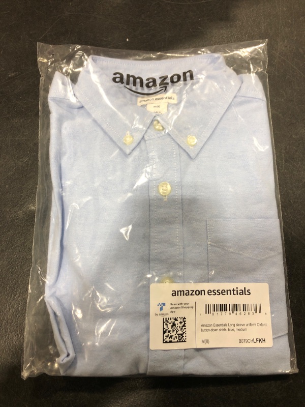 Photo 2 of Amazon Essentials Boys' Uniform Classic Fit Long-Sleeve Woven Oxford Shirt Medium Blue
SIZE-MEDIUM