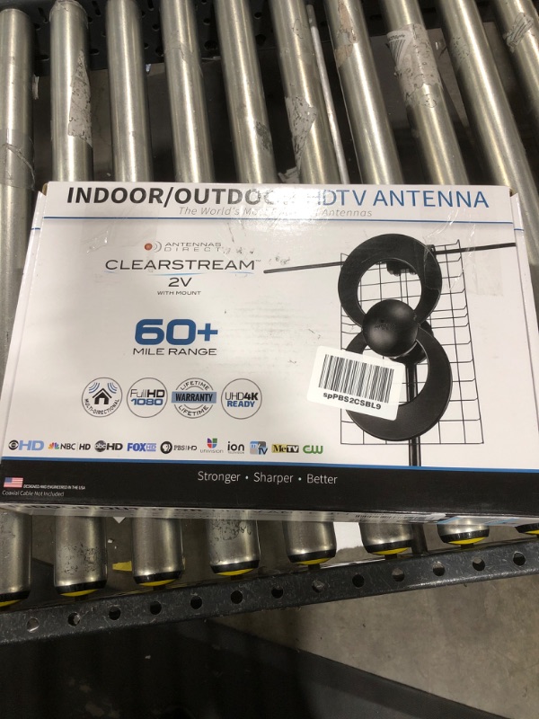 Photo 4 of Antennas Direct ClearStream 2V TV Antenna, 60+ Mile Range & 4-Port TV Distribution Amplifier, Connect Up to 4 Televisions to 1 Antenna, Power Supply, Coaxial Cable, for Indoor Use, 4K Ready, Silver