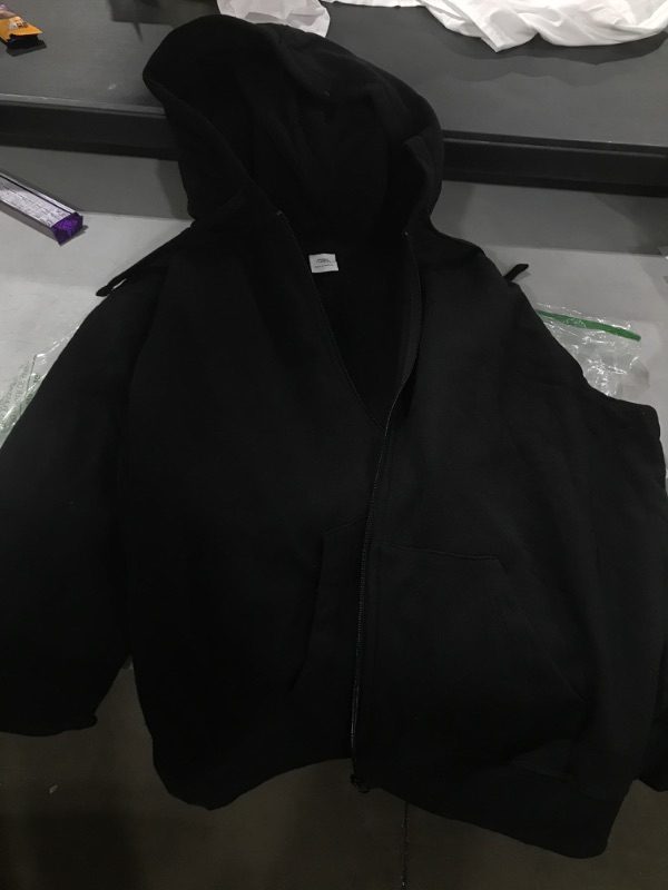 Photo 1 of 2XL zip up jacket seems smaller