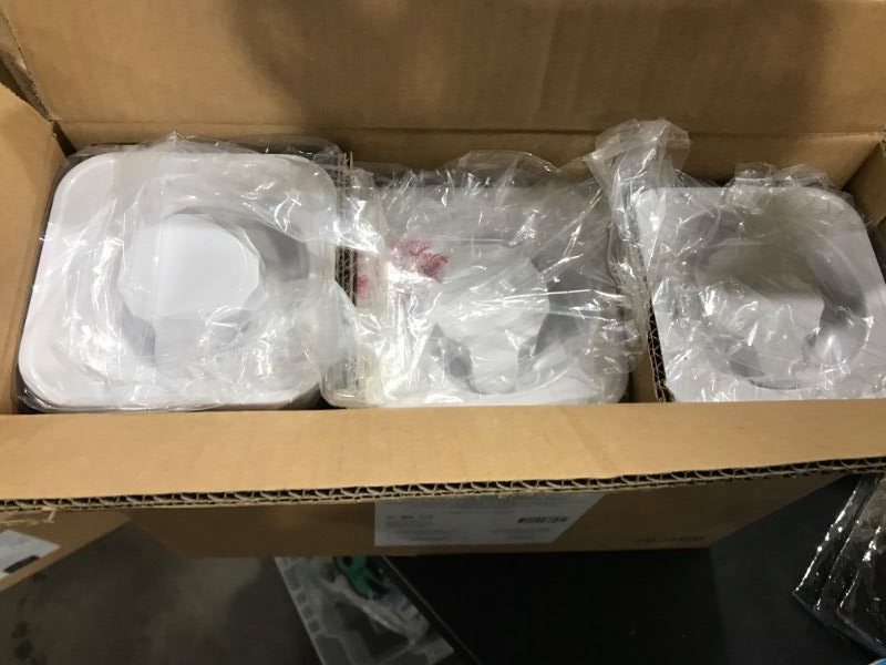 Photo 1 of Amazon Basics 5-Piece Square Airtight Food Storage Containers for Kitchen Pantry Organization, BPA Free Plastic 5-Piece Square Set