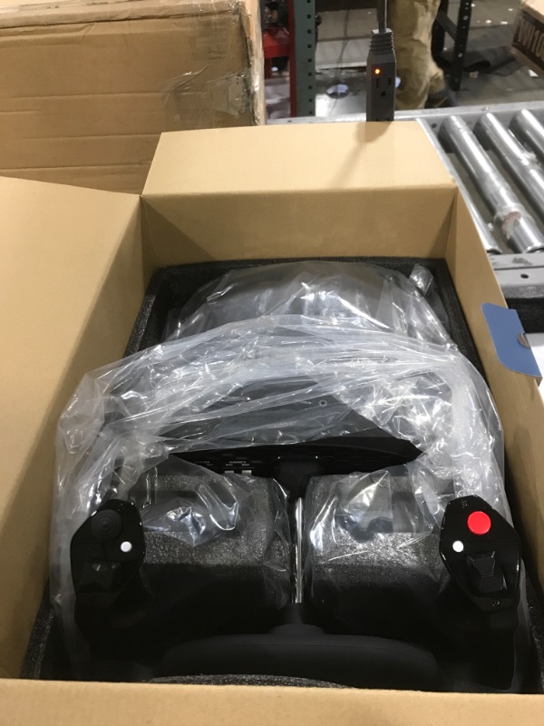 Photo 1 of Honeycomb Aeronautical Alpha Flight Controls Yoke & Switch Panel in aviation quality for flight simulators | Universal control system for simmers, student pilots and pilots | Flight simulator for PC Single