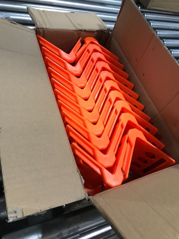 Photo 2 of 20 Pack Flatbed Edge Protectors for Cargo Loads, V Shaped Corner Protectors for Shipping, Tie Down Straps Protectors to Protect Cargo Edges