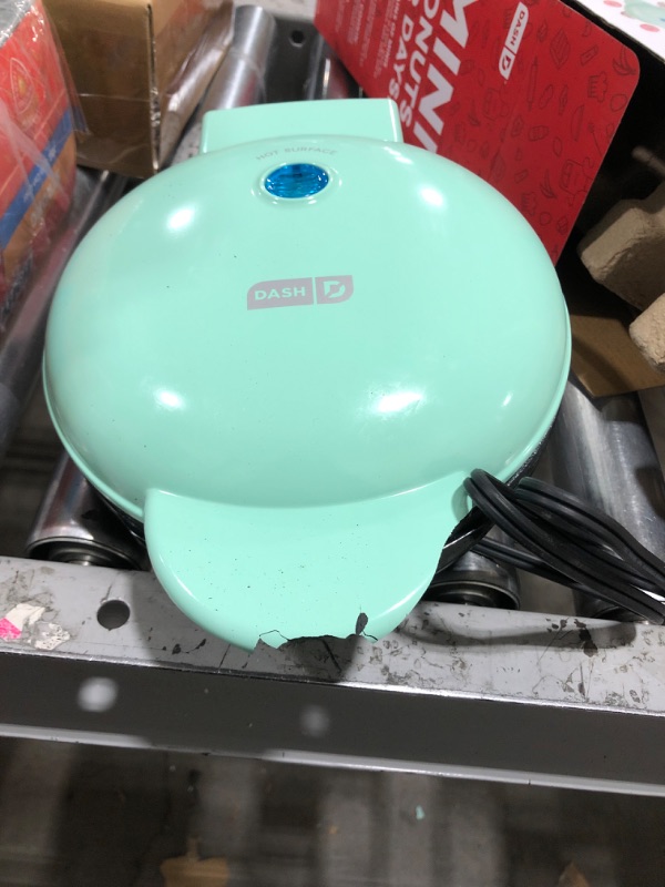 Photo 2 of DASH Mini Donut Maker Machine for Kid-Friendly Breakfast, Snacks, Desserts & More with Non-stick Surface, Makes 7 Doughnuts - Aqua Aqua Makes 7 Doughnuts Machine