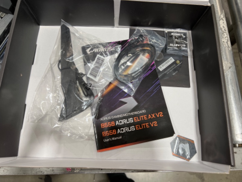 Photo 1 of GIGABYTE AM4 AMD B550 ATX Motherboard with Dual M.2, SATA 6Gb/s, USB 3.2 Gen 2, 2.4/5 GHz Dual-Band, 2.5 GbE LAN, PCIe 4.0