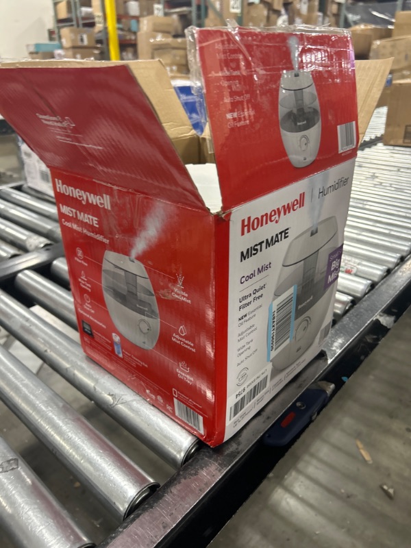 Photo 3 of Honeywell HUL520W MistMate Ultrasonic Cool Mist Humidifier, White – Cool Mist Humidifier for Bedroom, Home or Office
