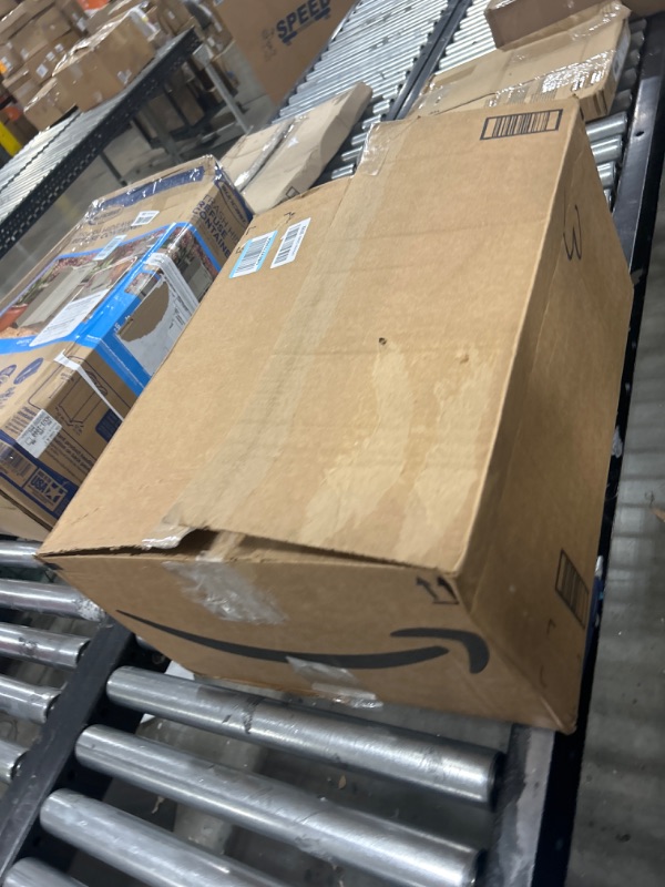 Photo 1 of WRINGER BUCKET RED 18QT