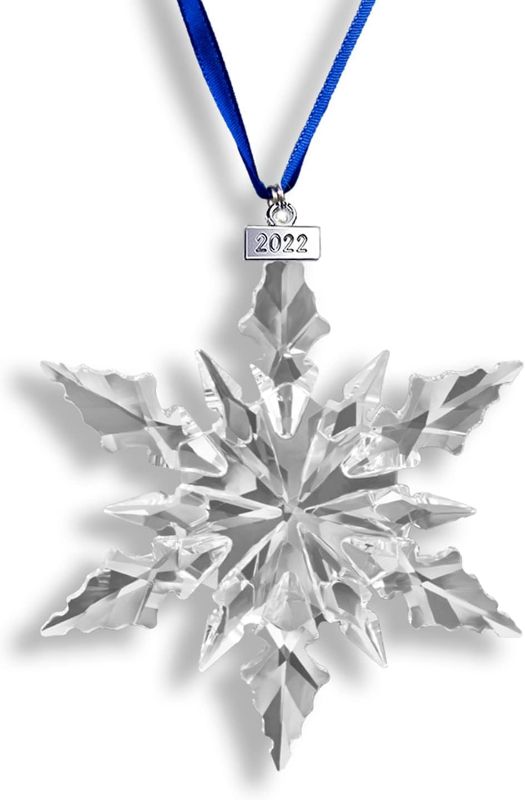 Photo 1 of Maxistal 2022 Edition Crystal Snowflake Ornament Christmas Tree Ornament Home Decor Gift (Transparent)
