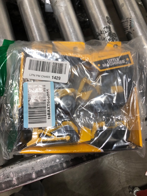 Photo 1 of CAT Little Machines 5pk