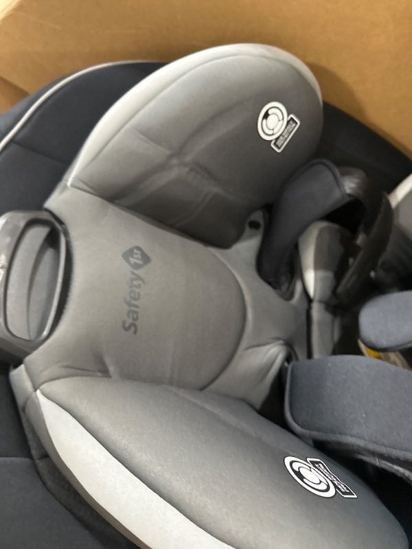 Photo 3 of Safety 1st Grow and Go Extend 'n Ride LX Convertible Car Seat, with ComfortPlus Footrest Providing Up to 7 Inches of Additional Leg Room in -Rear-Facing Mode, Mine Shaft Mineshaft Extend 'n Ride