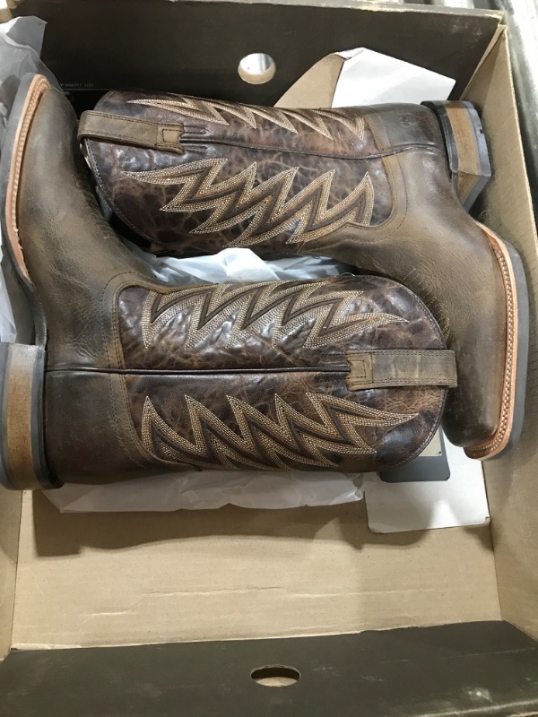 Photo 2 of Ariat Challenger - Mens 8.5 Brown Boot D
