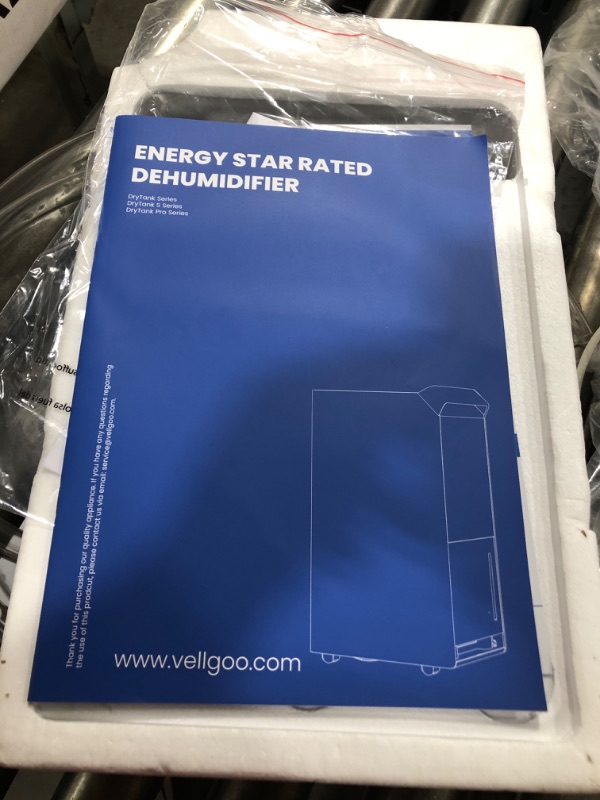 Photo 4 of Vellgoo 4,500 Sq.Ft Energy Star Dehumidifier for Basement with Drain Hose, 52 Pint DryTank Dehumidifiers for Home Large Room, Intelligent Humidity Control 4,500 Sq.Ft White