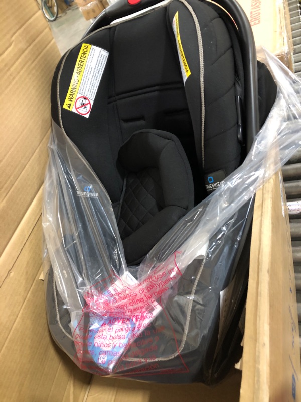 Photo 2 of GRACO SnugRide 35 Lite LX Infant Car Seat (LX/TrueShield, Ion)
