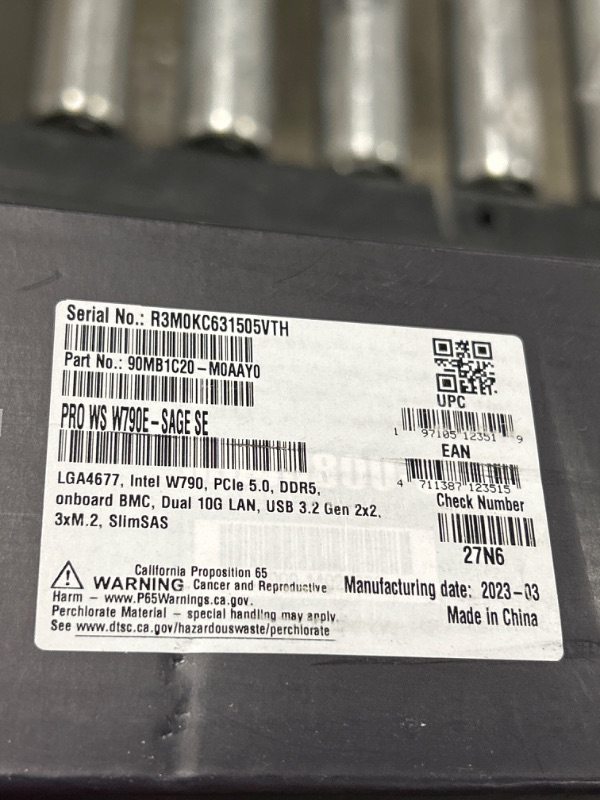 Photo 6 of ASUS Pro WS W790 SAGE SE Intel LGA 4677 CEB Motherboard,PCIe 5.0, 7 xPCIe 5.0 x16 Slots,DDR5 R-DIMM, 2x10G BMC LAN, LAN Server-Grade Remote Management,Front and Rear USB 3.2 Gen 2x2 Type-C®,ACCE