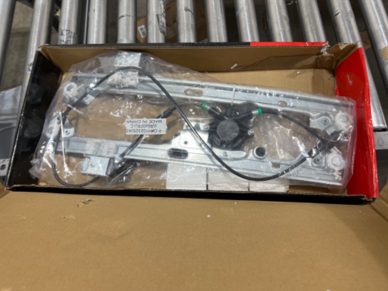 Photo 1 of A-Premium Front Passenger Power Window Regulator W/Motor Replacement for Chevrolet Silverado Tahoe GMC Yukon XL Sierra Escalade Pickup Truck SUV 2000-2006 Front Passenger Side(RH)