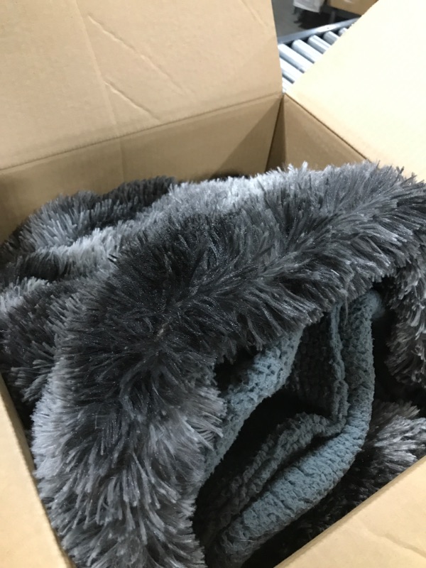 Photo 1 of  Large Warm Fluffy Throw Blanket for Bed Unknown size 