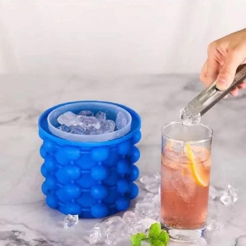 Photo 1 of (2 in 1) Ice Cube Maker, Round,Portable .Silicone ice Bucket and ice Mold with lid, Portable Silicon Ice Cube Maker(Blue) 