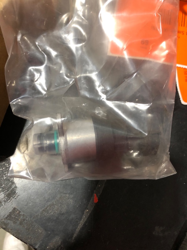 Photo 1 of 0928400642 Fuel Pressure Regulator Compatible with Ram 2500 3500 4500 Cummins Diesel 6.7L 2007-2012, Replace 4936097, 5264247,68027022AC