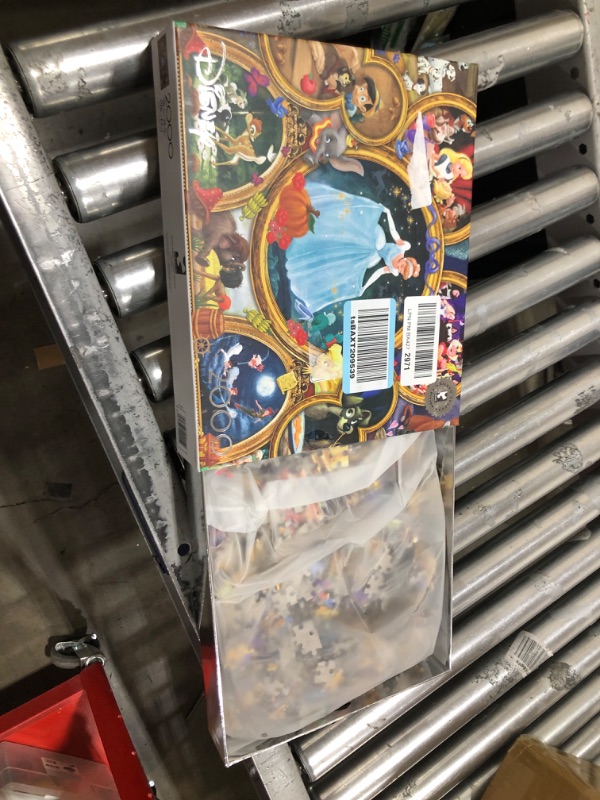 Photo 1 of Disney puzzle