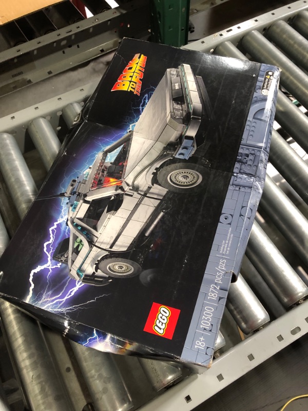 Photo 4 of **SEE NOTES/DAMAGED**
LEGO Back to the Future Time Machine 10300 Building Set