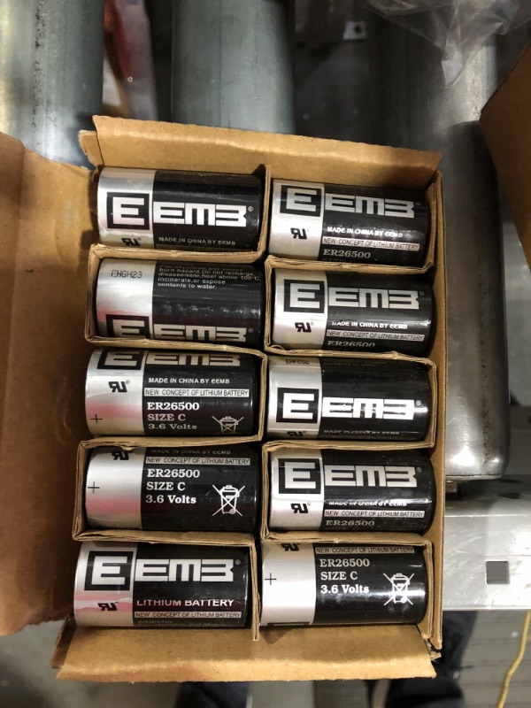 Photo 2 of EEMB 4Pack ER26500 C Size 3.6V Lithium Battery High Capacity