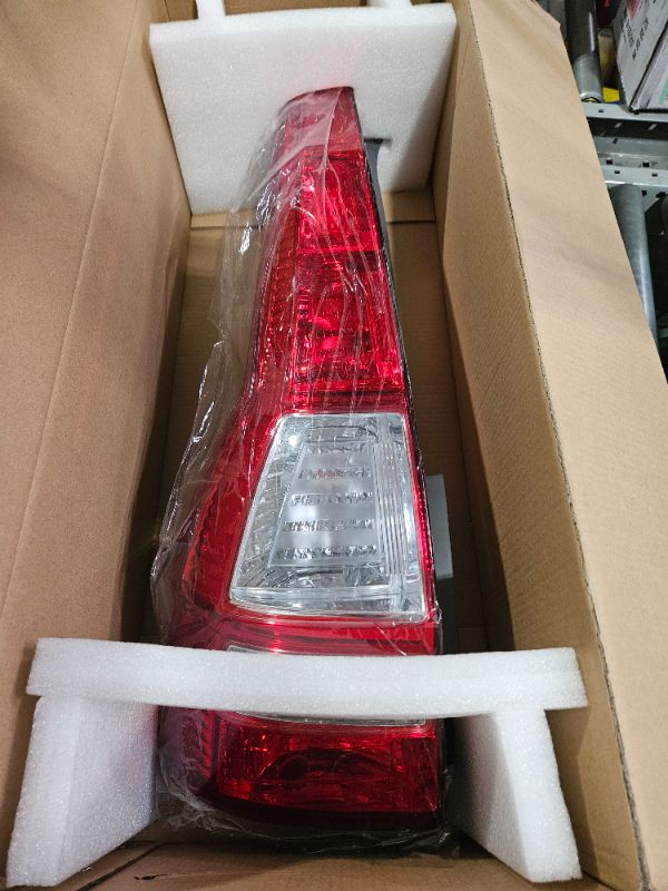 Photo 1 of labwork Driver Side Tail Ligh Rear Tail Light Brake Lamp Assembly LH Left Side 33551SWAA02 HO2800173