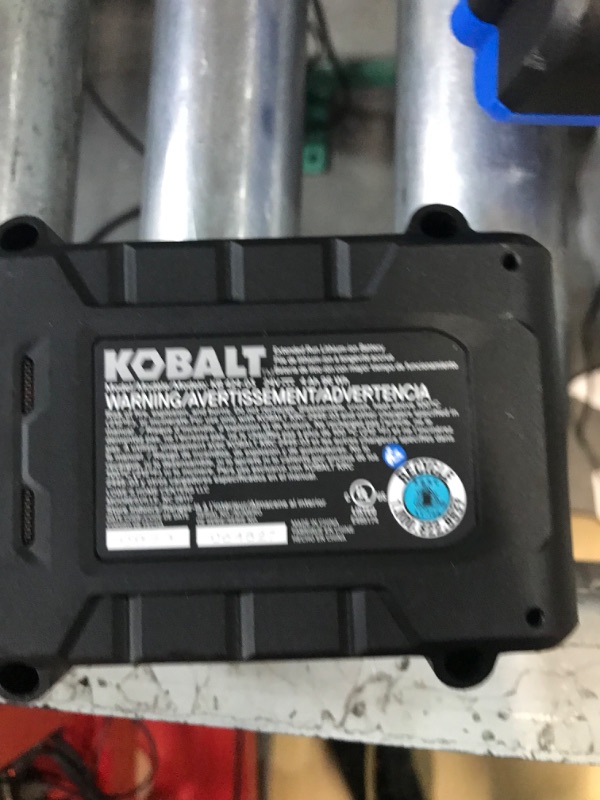 Photo 3 of Kobalt 24-volt Max 4-Amp-Hours Lithium Power Tool Battery KB 424-03