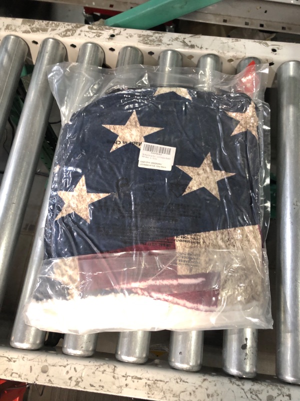 Photo 4 of US Flag Sherpa Fleece Blanket 50 x60in.