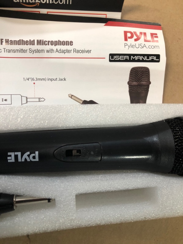 Photo 3 of ***PARTS ONLY, NON-FUNCATIONAL**
Pyle Portable VHF Wireless Microphone 