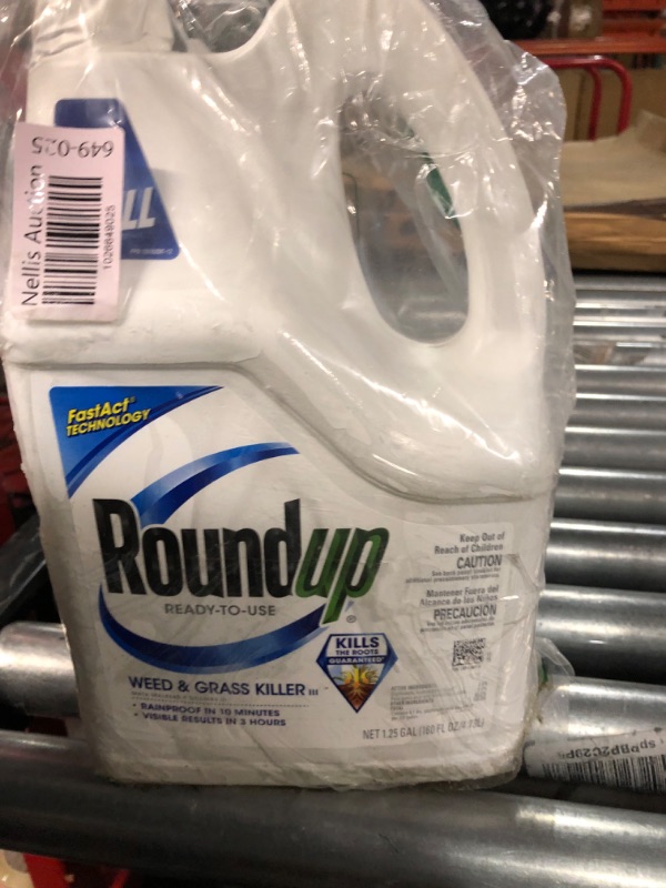 Photo 3 of Roundup Ready-to-Use Weed & Grass Killer III Refill, 1.25 gal. (Pack of 2)