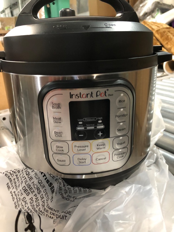 Photo 2 of **DAMAGE**
Instant Pot Duo Mini 3-Quart Multi-Use Pressure Cooker