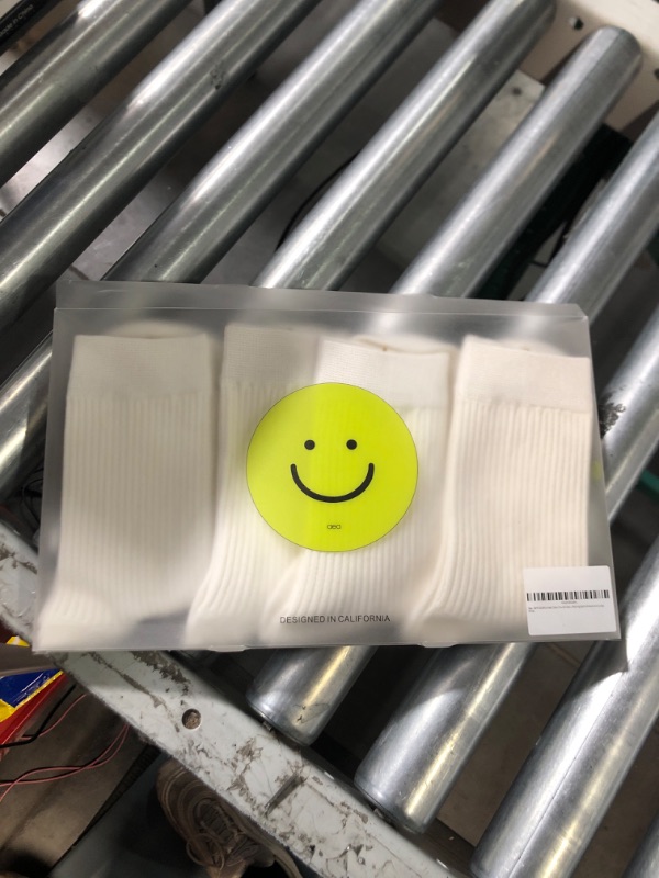 Photo 1 of 4 pack running socks 