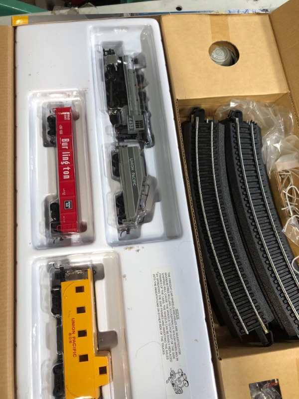 Photo 2 of (READ FULL POST) Bachmann Trains - Yard Master - Ready to Run Electric Train Set - HO Scale