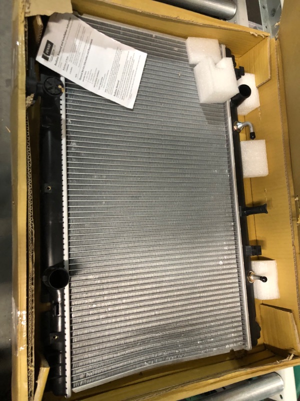 Photo 4 of Denso 221-0506 Radiator