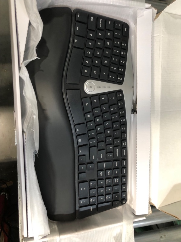 Photo 3 of Nulea Ergonomic Keyboard, Wired Split Keyboard 