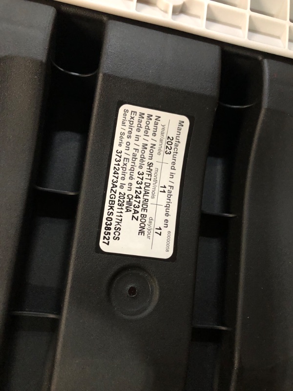 Photo 4 of **NONREFUNDABLE**FOR PARTS OR REPAIR**SEE NOTES**
Shyft DualRide with Carryall Storage Infant Car Seat and Stroller Combo (Boone Gray)