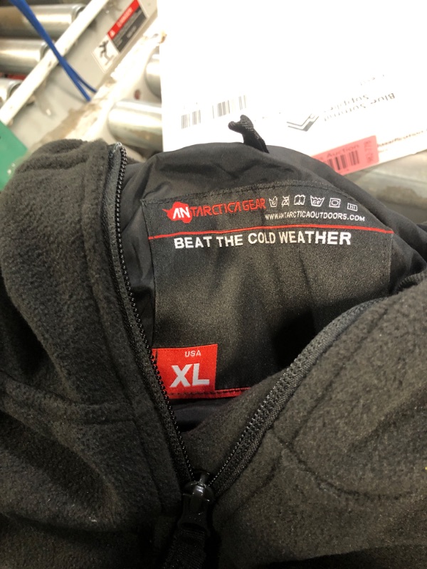 Photo 1 of **SEE NOTES/DAMAGED**
Heated Jacket with 12V 16000mAh Battery Pack
