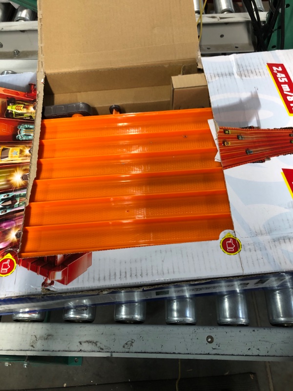 Photo 2 of ?Hot Wheels Track Set with 6 1:64 Scale Toy Cars and 6-Lane Race Track, Includes Track Storage and Lights and Sounds, Super 6-Lane Raceway ???