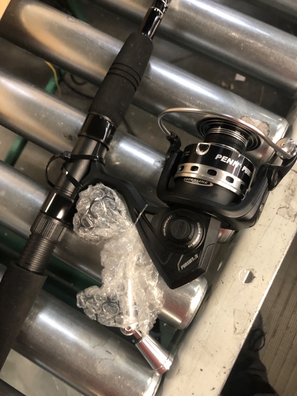 Photo 4 of ***USED - TIP OF POLE BROKEN***
PENN Pursuit III & Pursuit IV Spinning Reel and Fishing Rod Combo Pursuit Iv 4000 Reel Size - 7' - Medium - 1pc