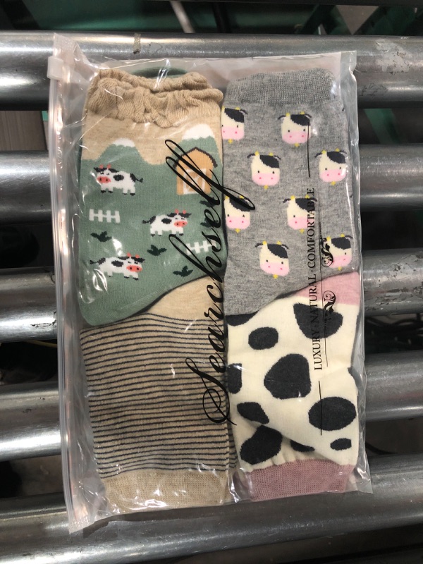 Photo 1 of Geyoga 6 Pairs Cow Socks stuff Women's Novelty Girls Funny Animal Cute Cotton Crew Socks Cow Print Cartoon Casual Socks
