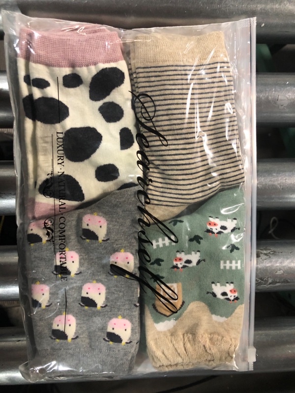 Photo 2 of Geyoga 6 Pairs Cow Socks stuff Women's Novelty Girls Funny Animal Cute Cotton Crew Socks Cow Print Cartoon Casual Socks