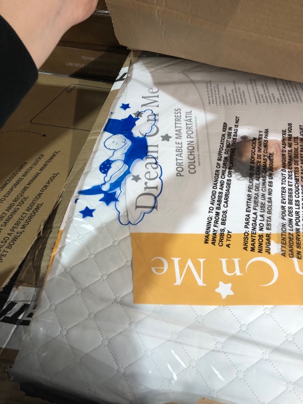 Photo 4 of ***MINOR DAMAGE** SEE PHOTOS AND NOTES
Dream On Me Holly 3” Fiber Portable, Greenguard Gold Certified, Waterproof Vinyl Cover, Lightweight Mini Crib Mattress, White