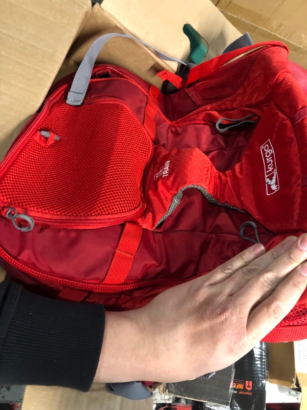 Photo 4 of **PREV USED AND MINOR DAMAGE** SEE PHOTOS AND NOTES 
Kurgo Dog Carrier Backpack for Small Pets -  Chili Red