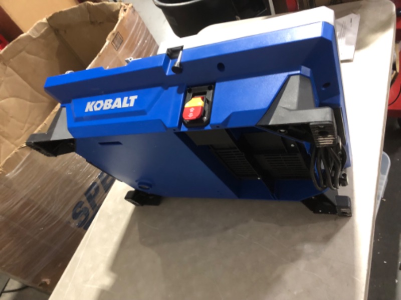 Photo 4 of ***USED - LIKELY MISSING PARTS - UNABLE TO TEST***
Kobalt 6-Amp 7-in-Blade Corded Wet Tabletop Sliding Table Tile Saw