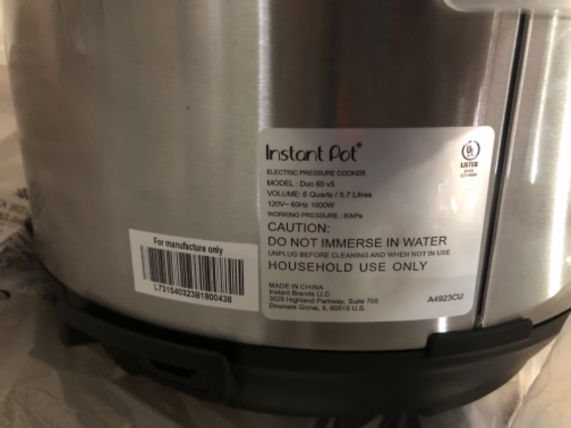 Photo 3 of **MINOR DENT ON SIDE**
Instant Pot Duo 7-in-1 Electric Pressure Cooker