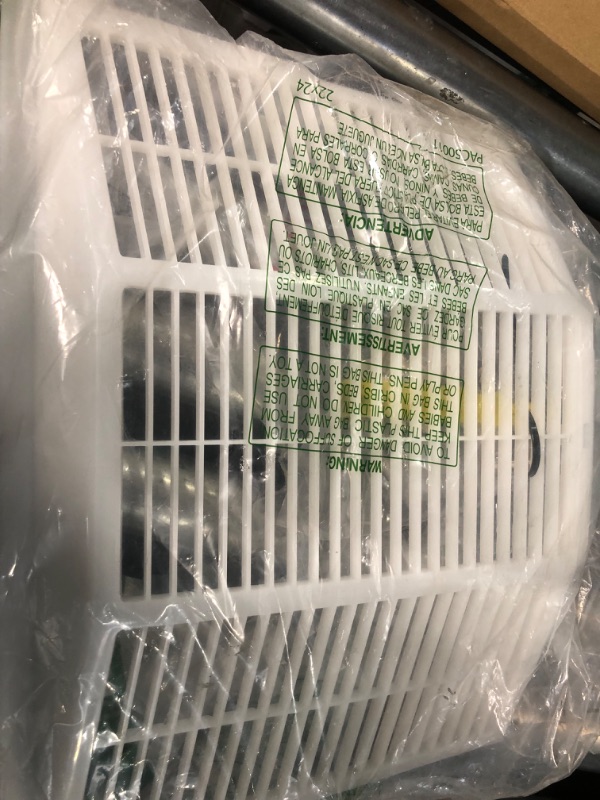 Photo 2 of ***READ CLERK NOTES***
Handua 30"W x 20"H [Duct Opening Size] Steel Return Air Filter Grille [Fixed Hinged] for 1-inch Filters, Vent Cover Grill for Sidewall and Ceiling, White, Outer Dimensions: 32 5/8"W X 22 5/8"H