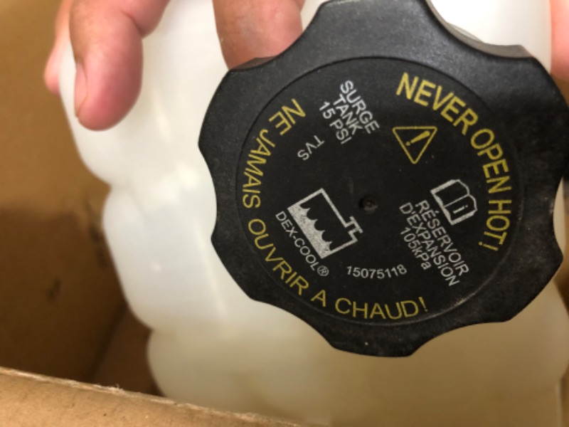 Photo 3 of **MAJOR DAMAGE TO HOSE STILL POSSIBLE FUNCTIONAL**
Dorman 603-125 Front Engine Coolant Reservoir Compatible with Select Chevrolet / GMC 