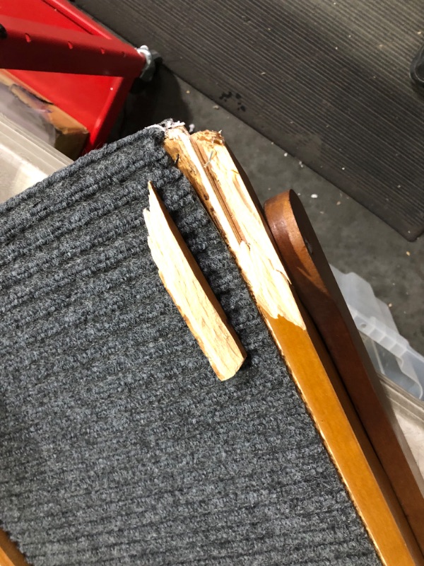 Photo 6 of ***DAMAGED - WOOD CHIPPED AND SNAPPED - SEE PICTURES***
PATHOSIO PETS Dog Ramp for Bed Small Dog to Large Dog - Portable Ramp for Dogs (Walnut)