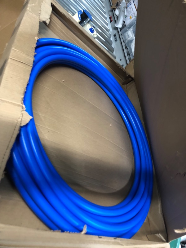 Photo 4 of Happybuy 3/4" PEX Tubing 500Ft Non-Barrier PEX Pipe Red Pex-b Tube Coil for Hot and Cold Water Plumbing Open Loop Radiant Floor Heating System PEX Tubing (3/4" Non-Barrier, 500Ft/Blue) 3/4"x500FT Blue