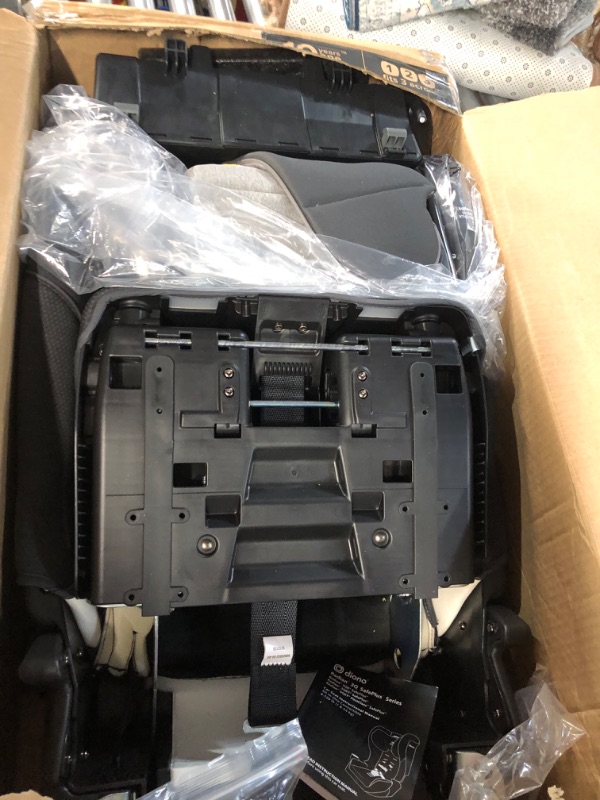 Photo 3 of Diono Radian 3QX 4-in-1 Rear & Forward Facing Convertible Car Seat, Safe+ Engineering 3 Stage Infant Protection, 